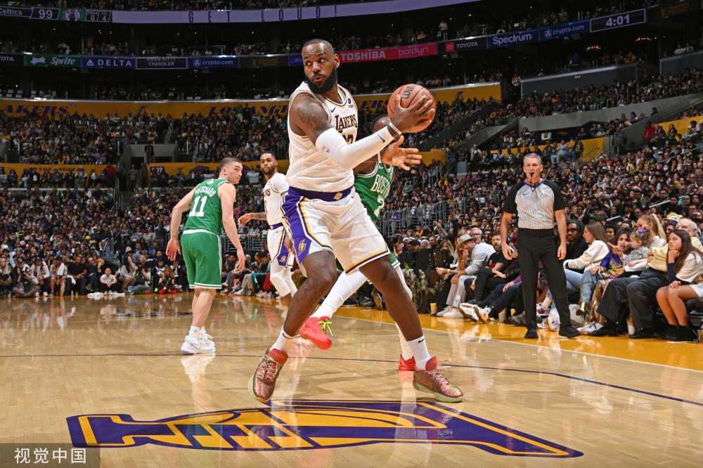 中国队凭借 中国队凭借