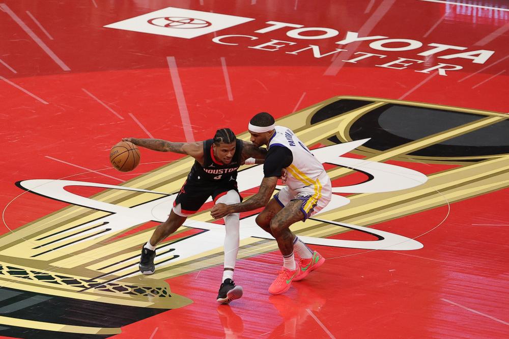 越了二十多 越了二十多